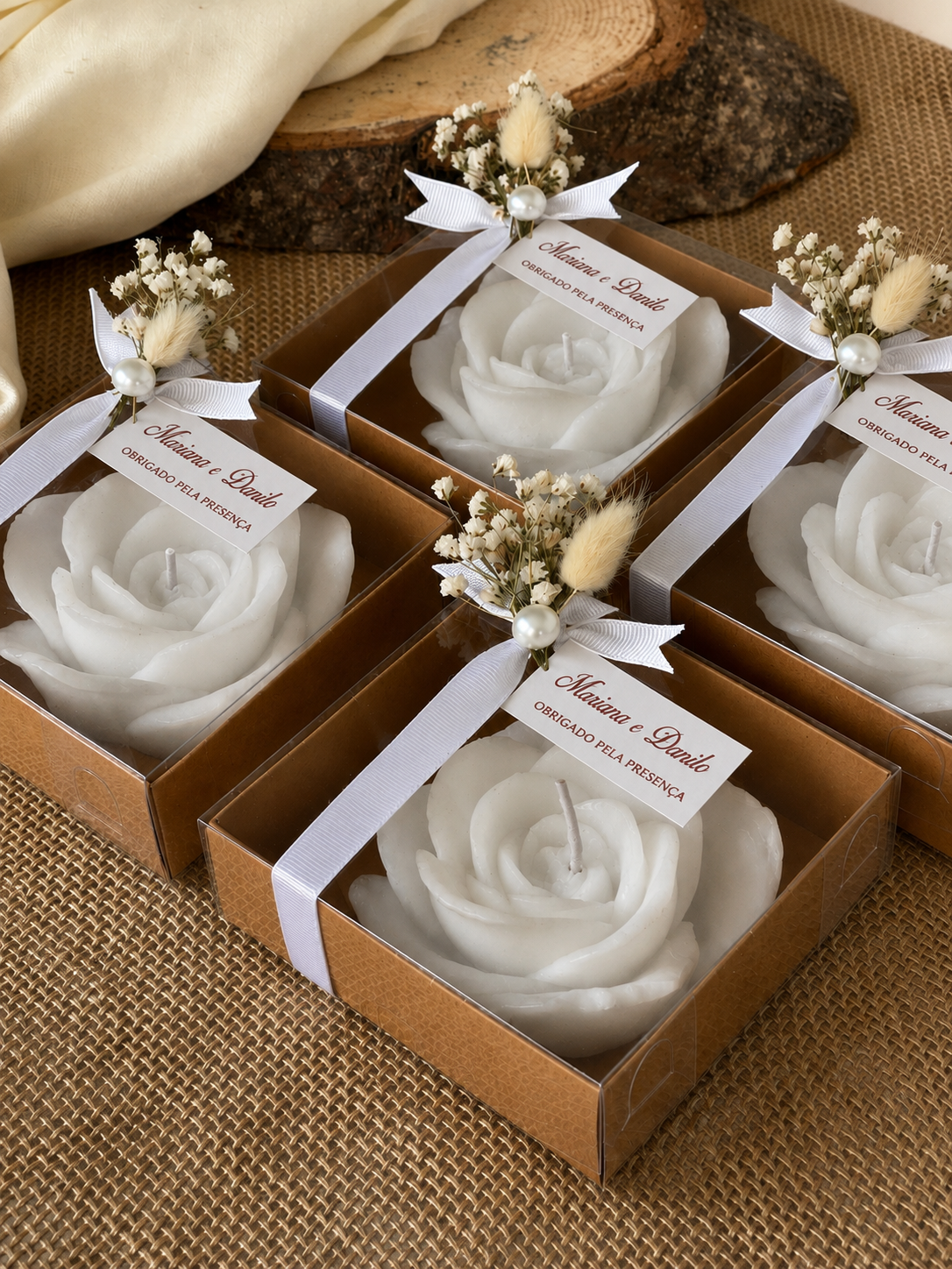 Flor de cera perfumada